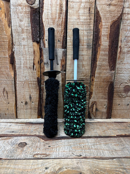 Wheel Wiz SKINNY Edition- Ultra Plush Microfibre Wheel Brush - Metal Free
